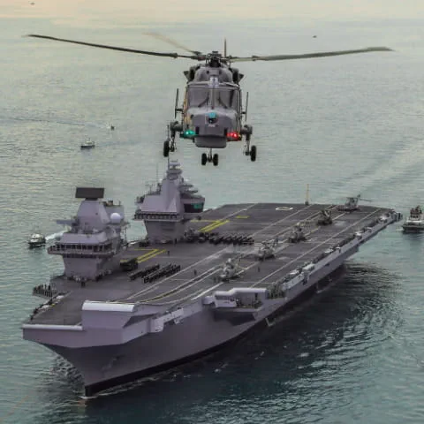 El HMS Queen Elizabeth (R08) es el líder de la clase Queen Elizabeth de portaaviones de la Royal Navy