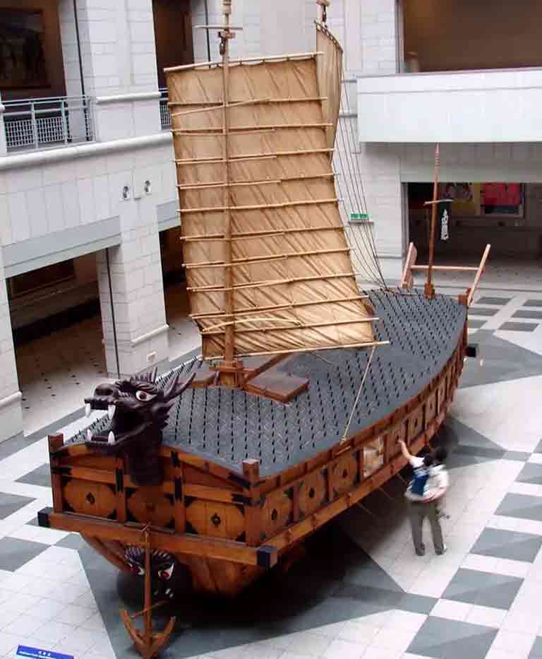 La Muralla Móvil: Barco Tortuga en la Guerra Naval
